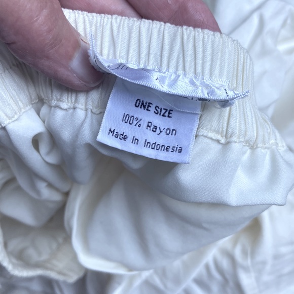 80’s Bali Emerald Skirt OS - Picture 9 of 9